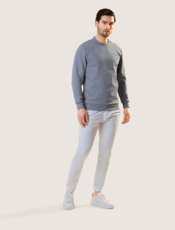 Treo R-Neck Sweater
