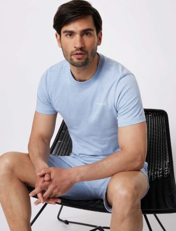 Lauro Tee